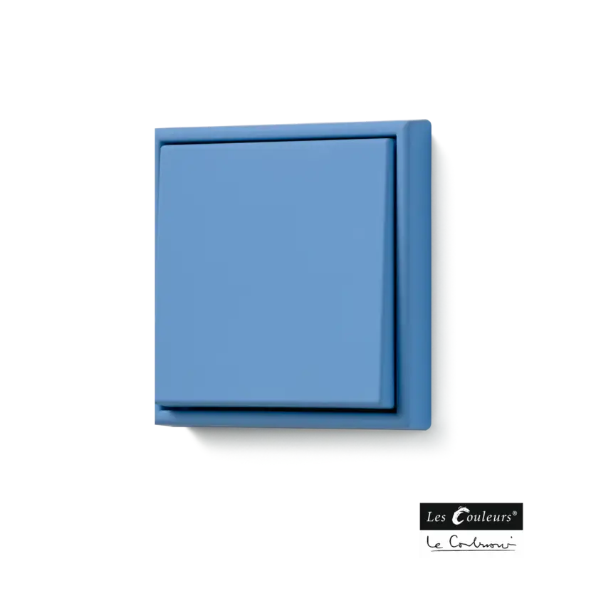 JUNG LS 990 switch in Les Couleurs Le Corbusier blue